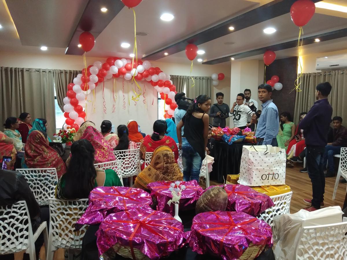 Hotel Welkin Residency Tezpur 外观 照片
