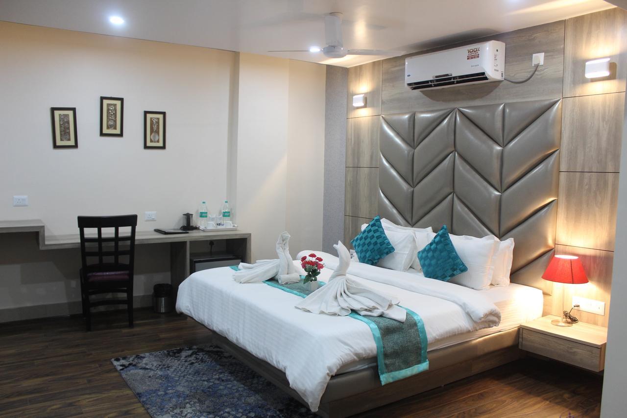 Hotel Welkin Residency Tezpur 外观 照片