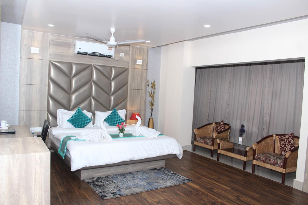 Hotel Welkin Residency Tezpur 外观 照片
